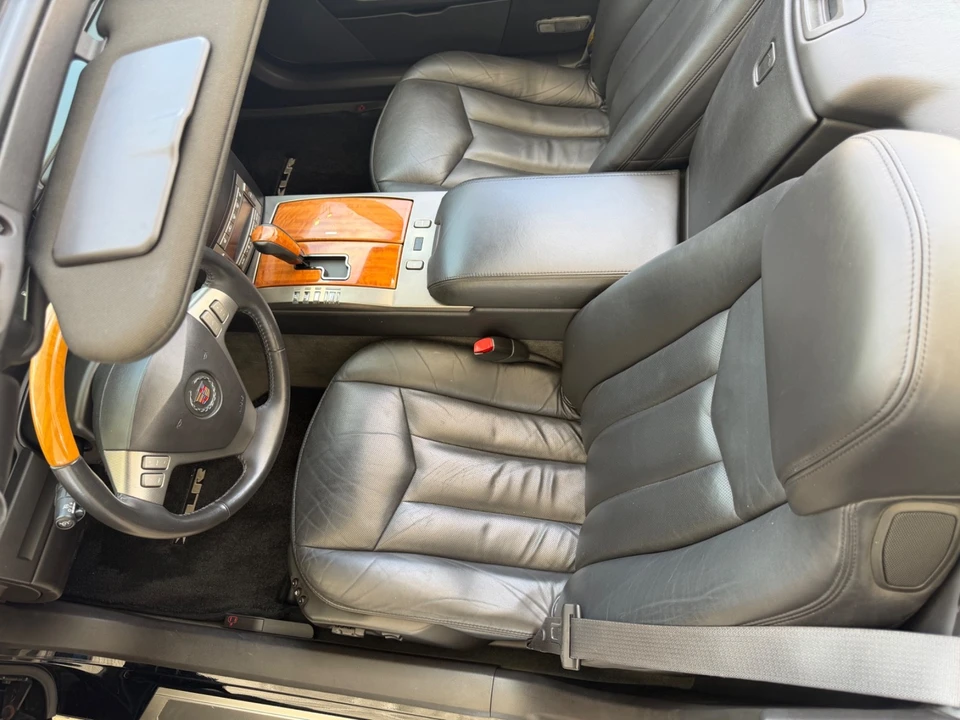2004 Cadillac XLR - Image 22 of 31