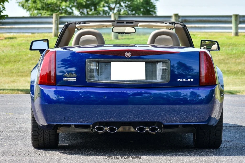 2004 Cadillac XLR - Image 7 of 12