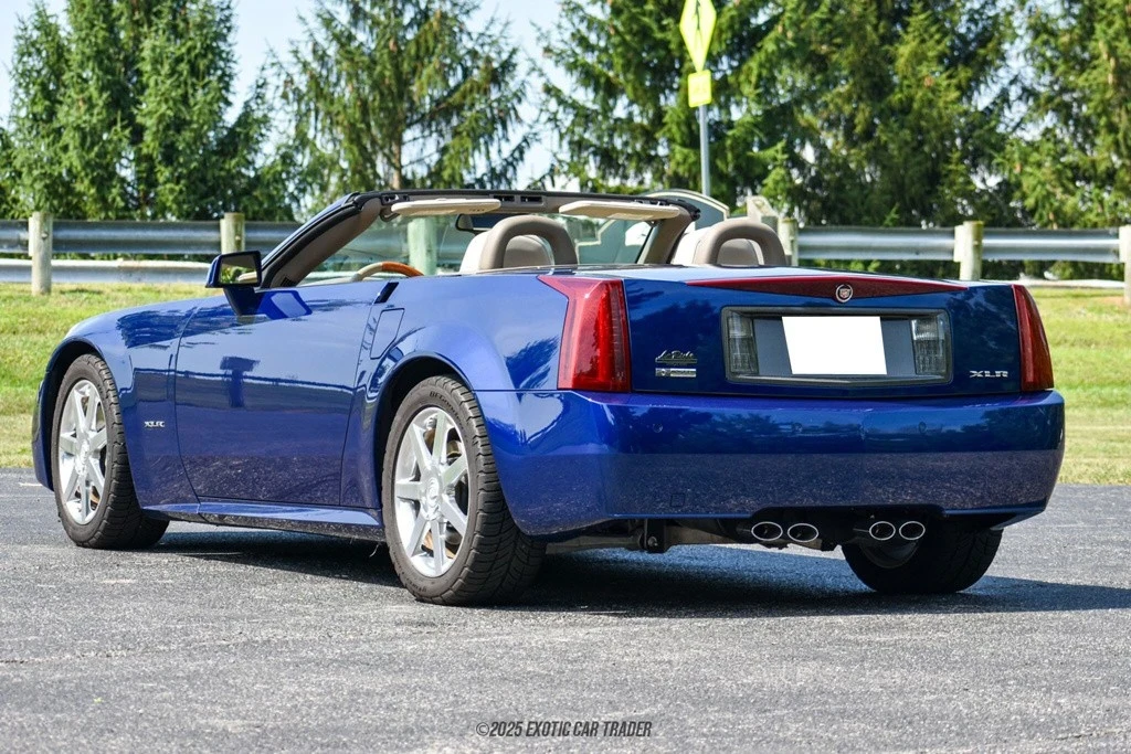 2004 Cadillac XLR - Image 6 of 12