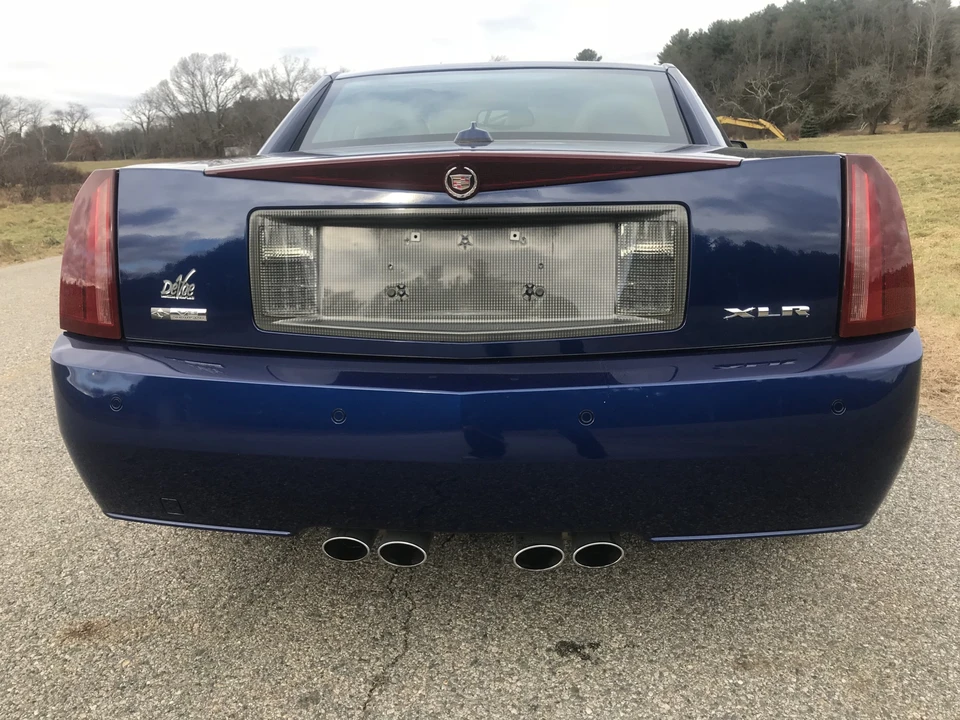2004 Cadillac XLR - Image 9 of 31