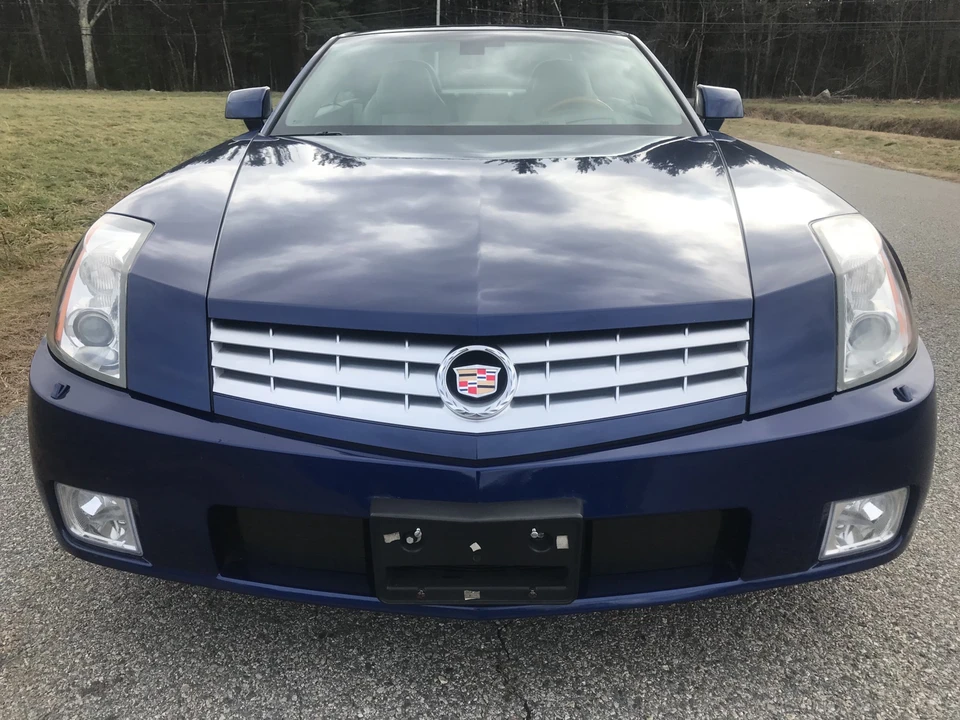 2004 Cadillac XLR - Image 17 of 31