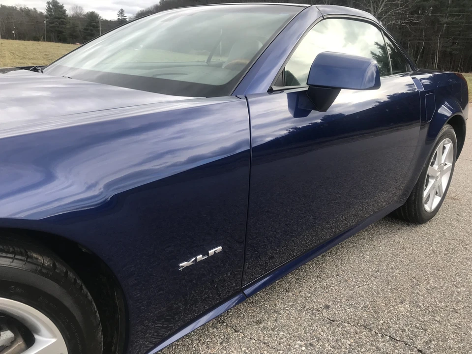 2004 Cadillac XLR - Image 27 of 31