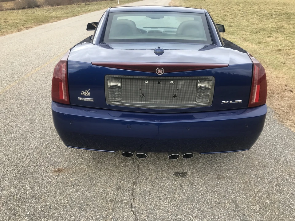 2004 Cadillac XLR - Image 8 of 31