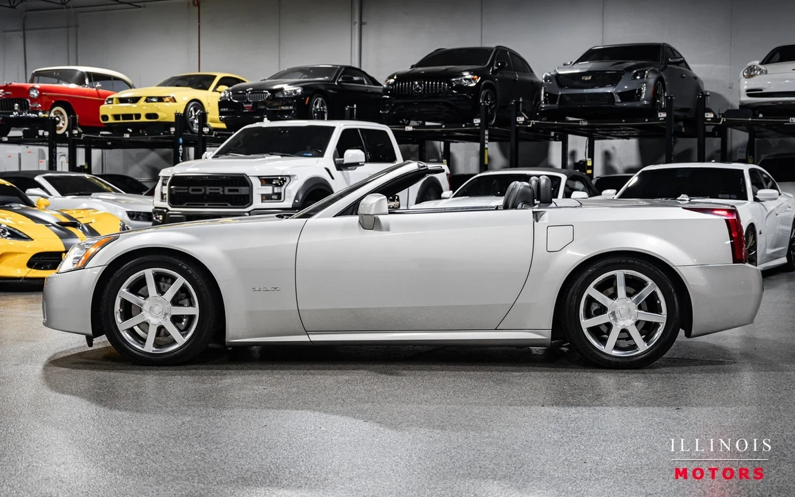 2004 Cadillac XLR - Image 2 of 21