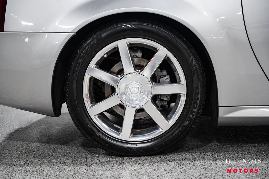 2004 Cadillac XLR - Image 12 of 21