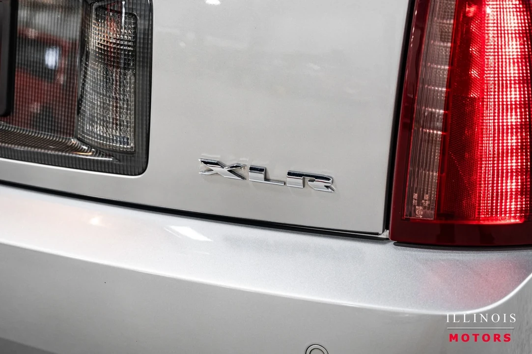 2004 Cadillac XLR - Image 14 of 21
