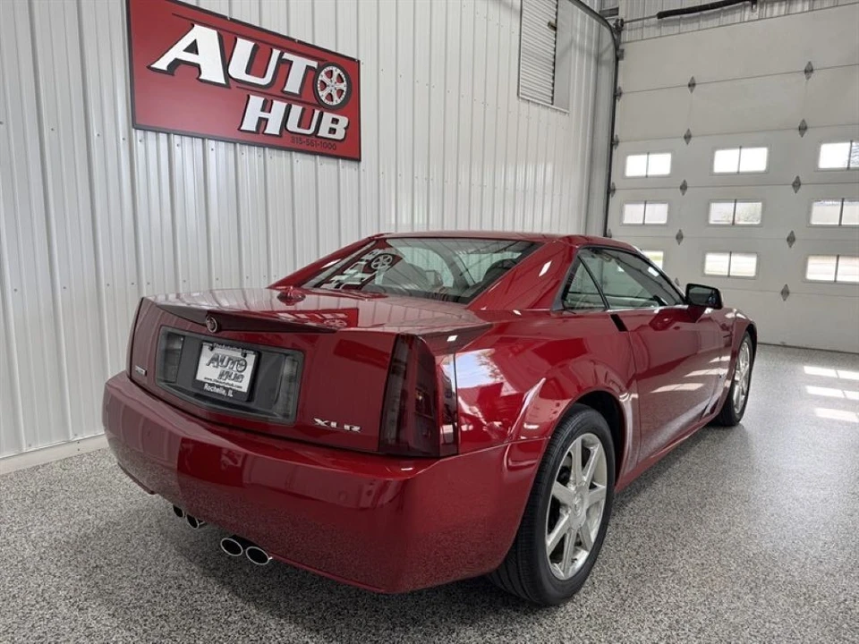 2004 Cadillac XLR - Image 8 of 21