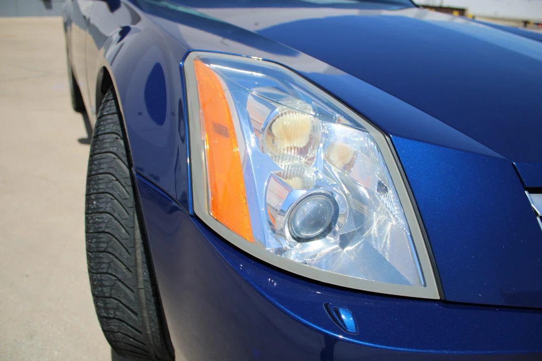 2004 Cadillac XLR - Image 26 of 31