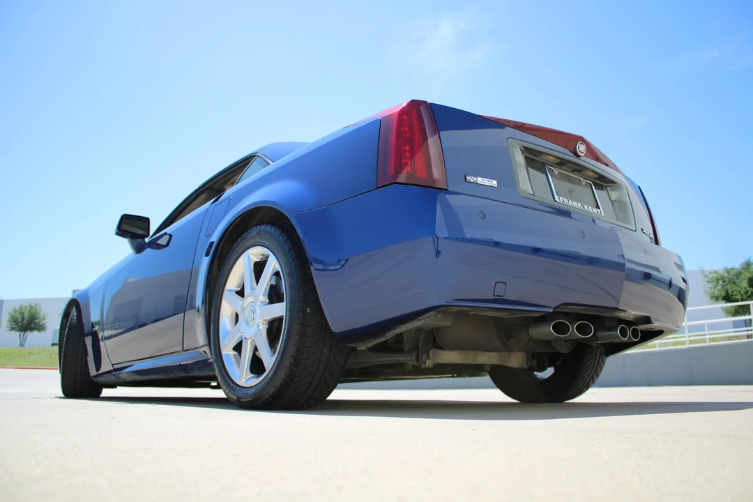 2004 Cadillac XLR - Image 15 of 31