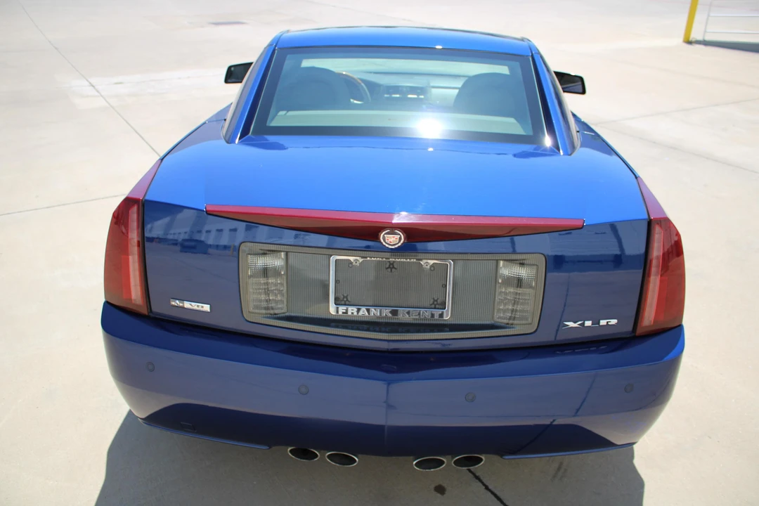 2004 Cadillac XLR - Image 16 of 31