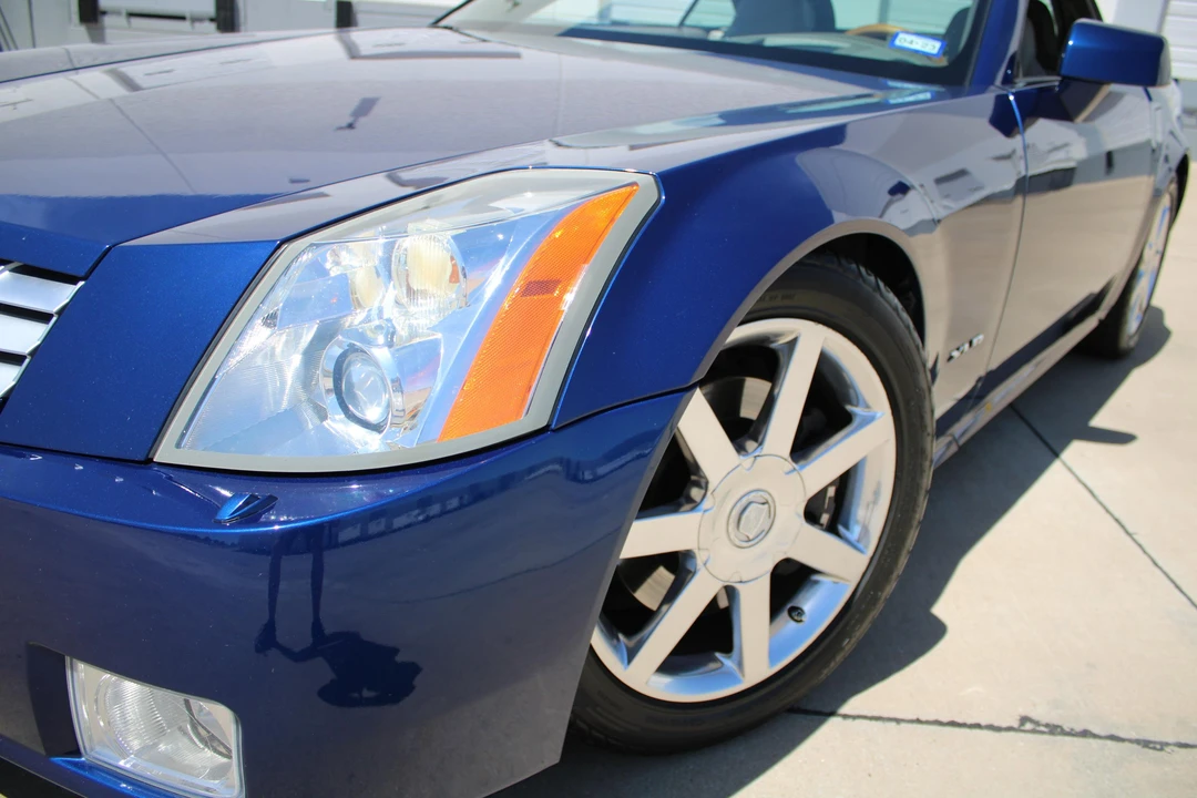 2004 Cadillac XLR - Image 31 of 31