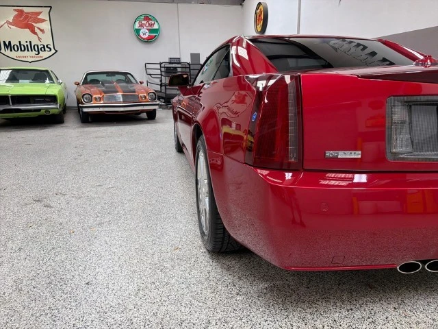 2004 Cadillac XLR - Image 9 of 21