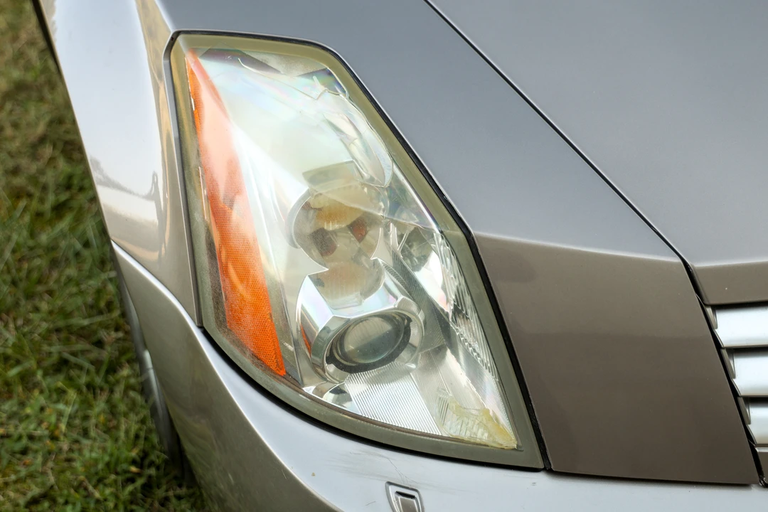 2004 Cadillac XLR - Image 18 of 31