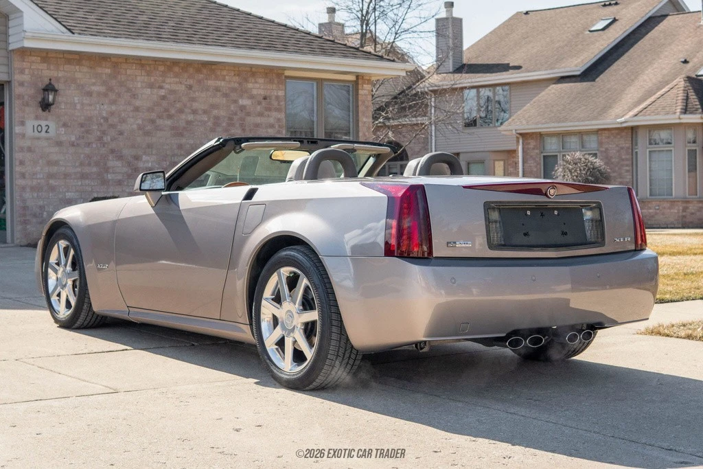 2004 Cadillac XLR - Image 6 of 12