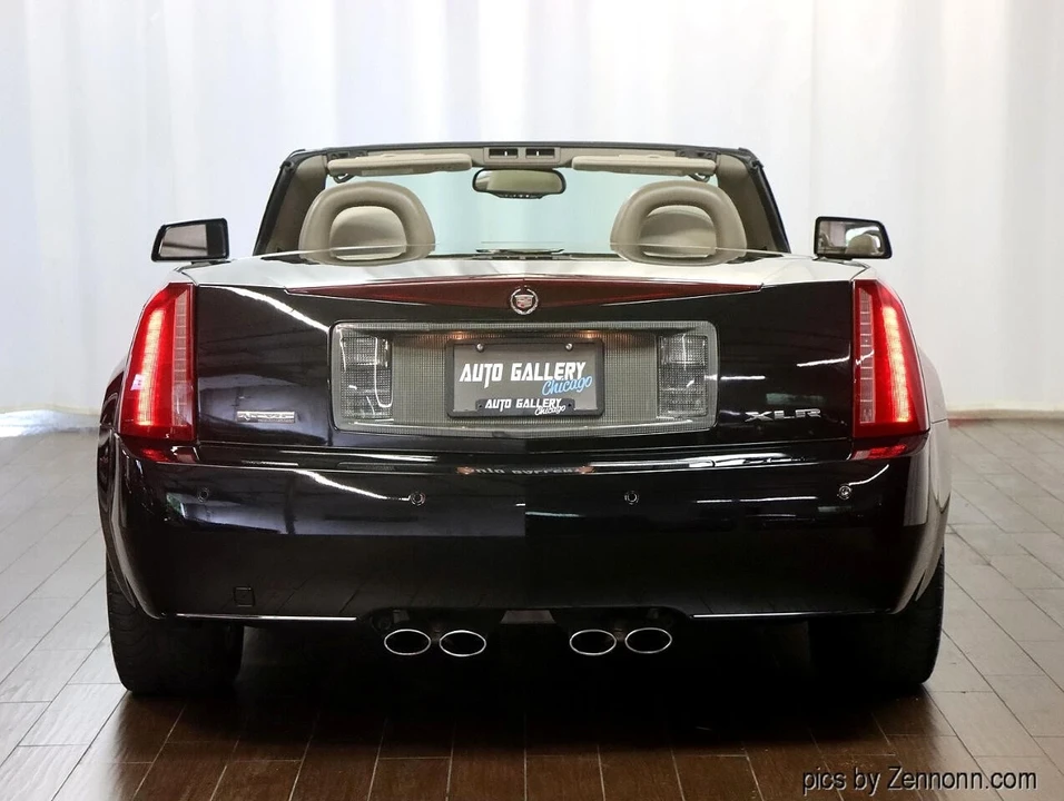 2004 Cadillac XLR - Image 8 of 21