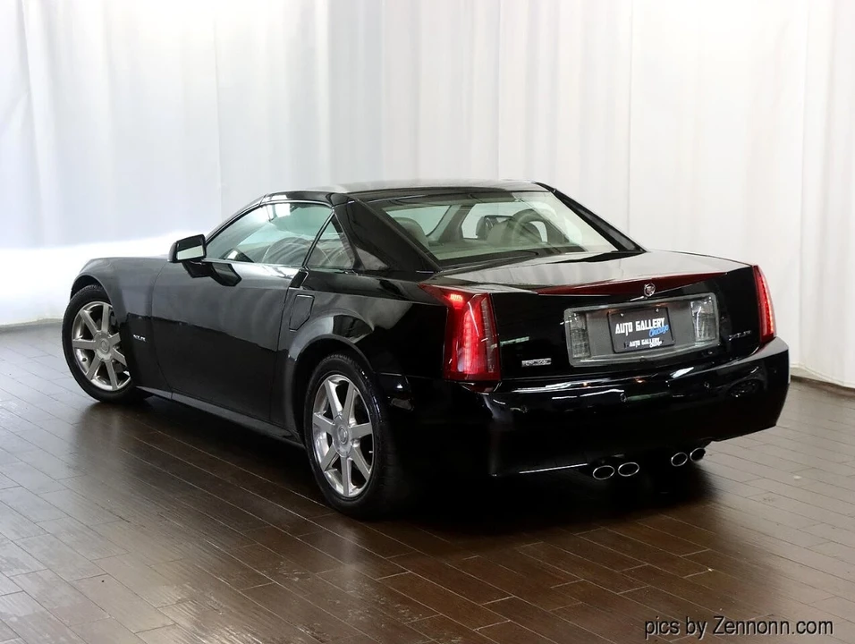 2004 Cadillac XLR - Image 11 of 21