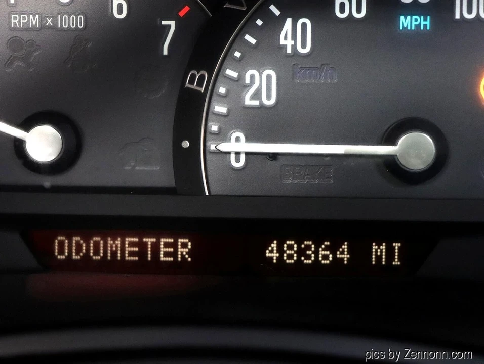 2004 Cadillac XLR - Image 18 of 21