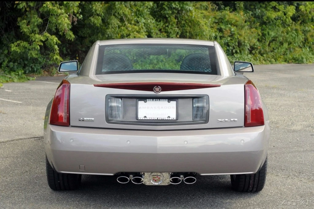 2004 Cadillac XLR - Image 13 of 24