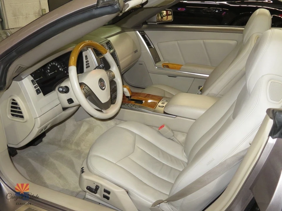 2004 Cadillac XLR - Image 3 of 31