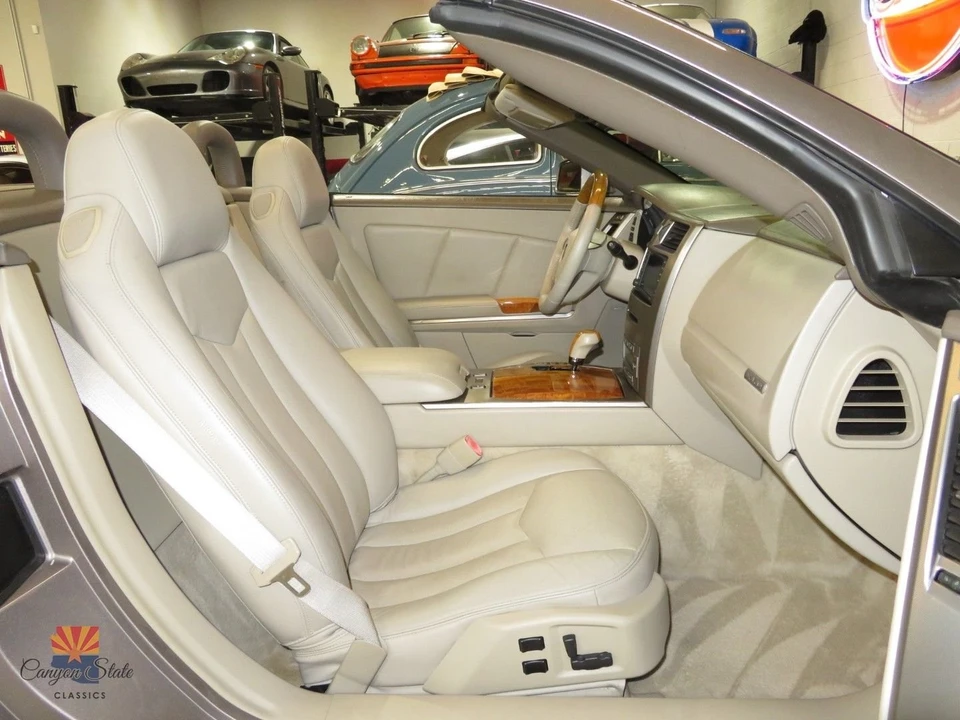 2004 Cadillac XLR - Image 5 of 31