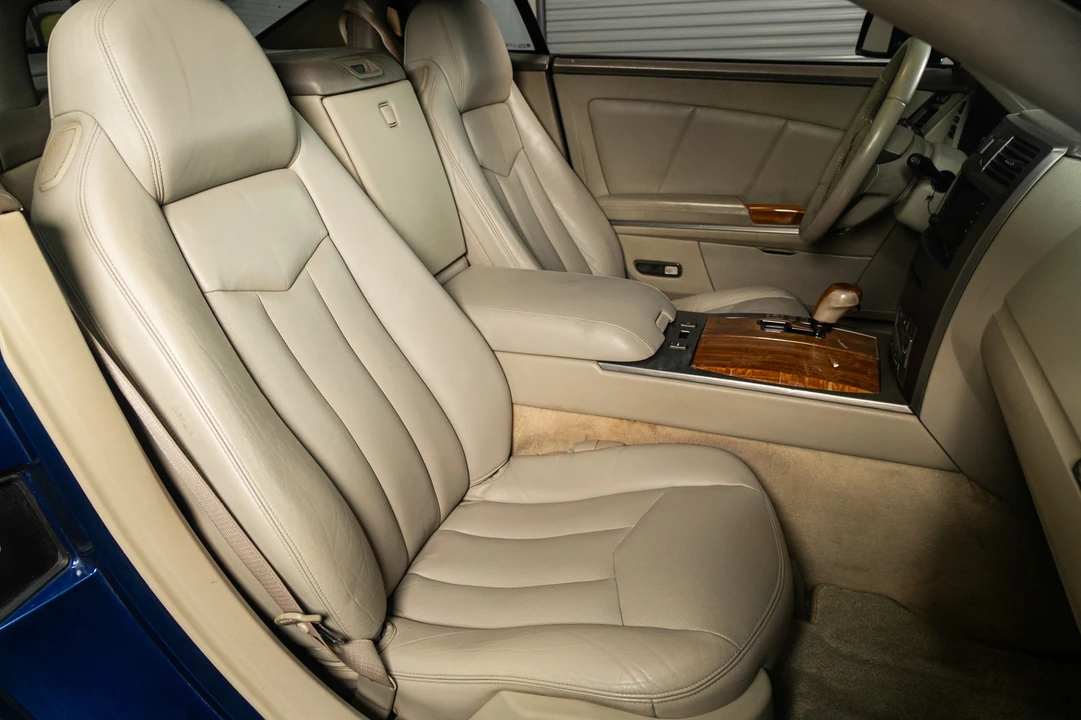 2004 Cadillac XLR - Image 20 of 21
