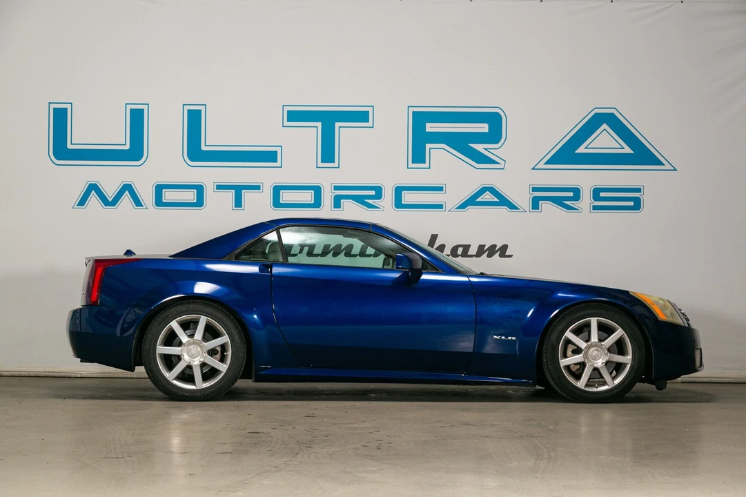 2004 Cadillac XLR - Image 9 of 21