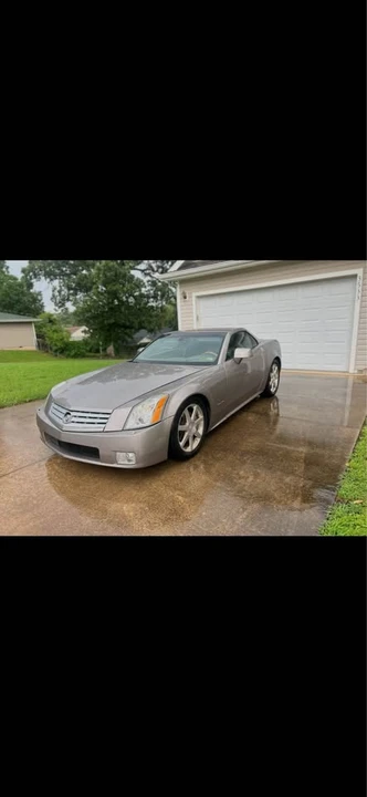 2004 Cadillac XLR - Image 2 of 10