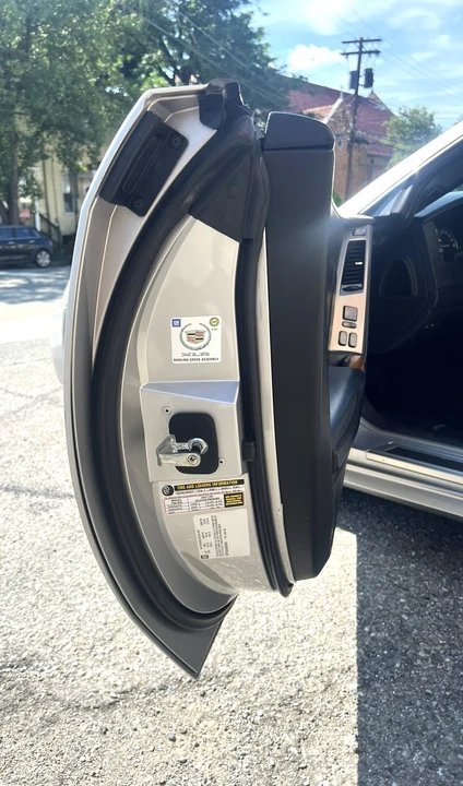 2004 Cadillac XLR - Image 22 of 31