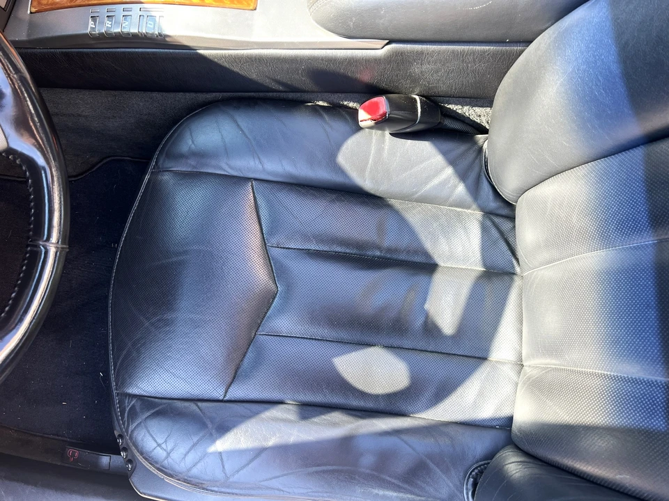 2004 Cadillac XLR - Image 30 of 31