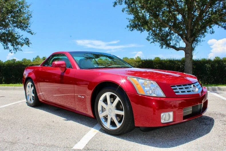 2004 Cadillac XLR - Image 4 of 12