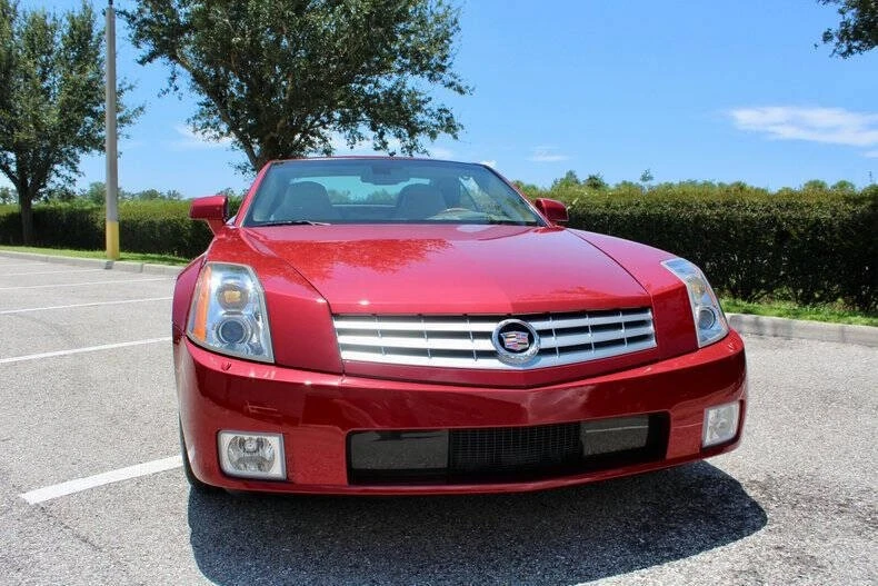2004 Cadillac XLR - Image 5 of 12