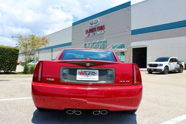 2004 Cadillac XLR - Image 11 of 12