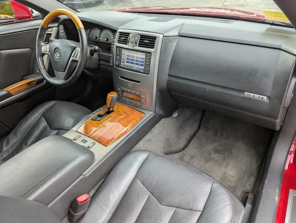 2004 Cadillac XLR - Image 8 of 14