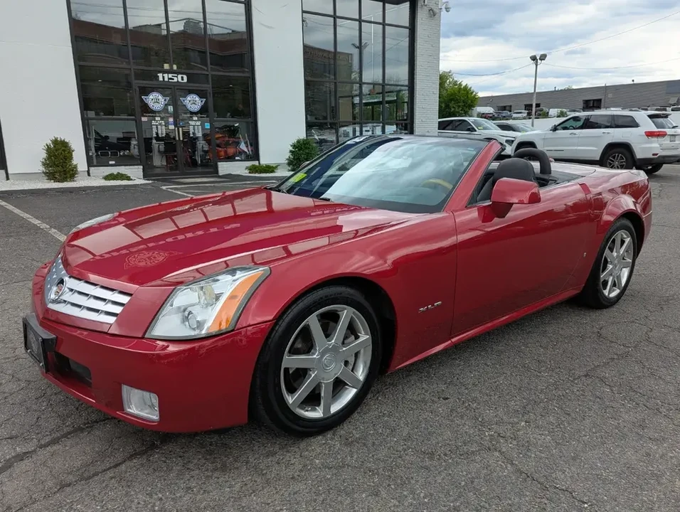 2004 Cadillac XLR - Image 10 of 14