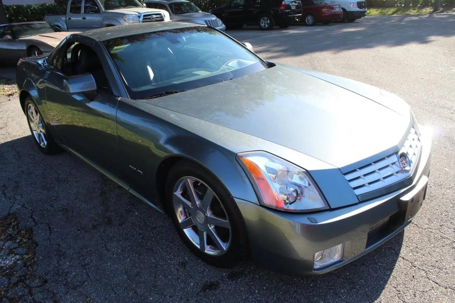2004 Cadillac XLR - Image 3 of 24