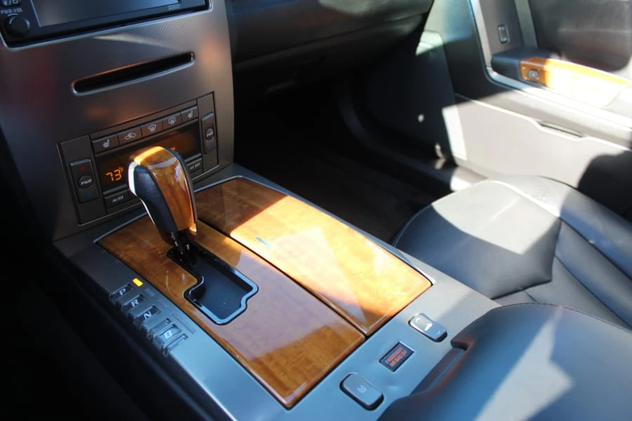 2004 Cadillac XLR - Image 8 of 24