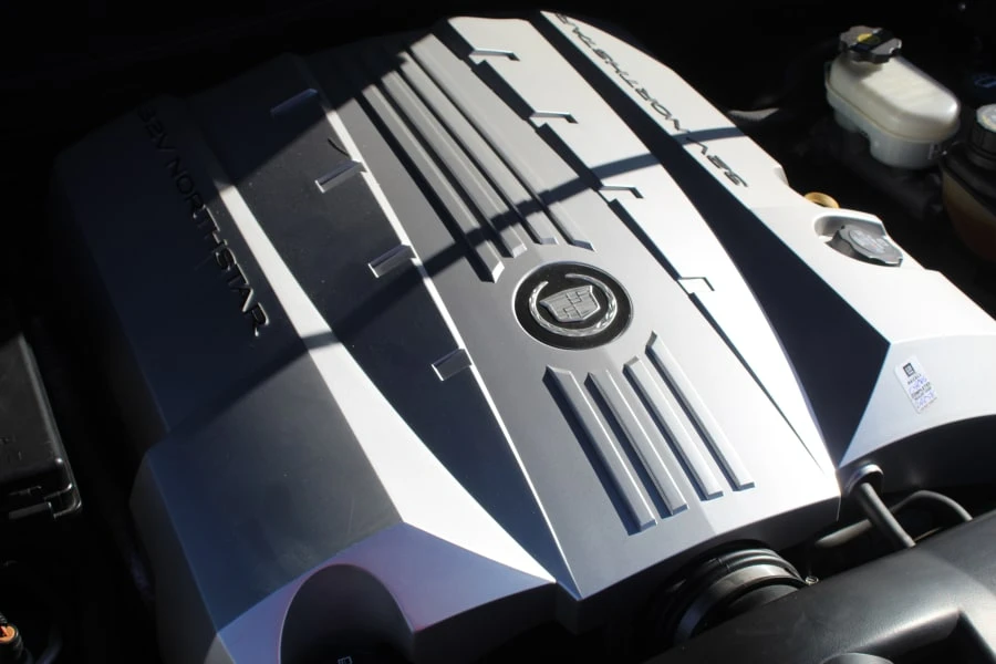 2004 Cadillac XLR - Image 15 of 24