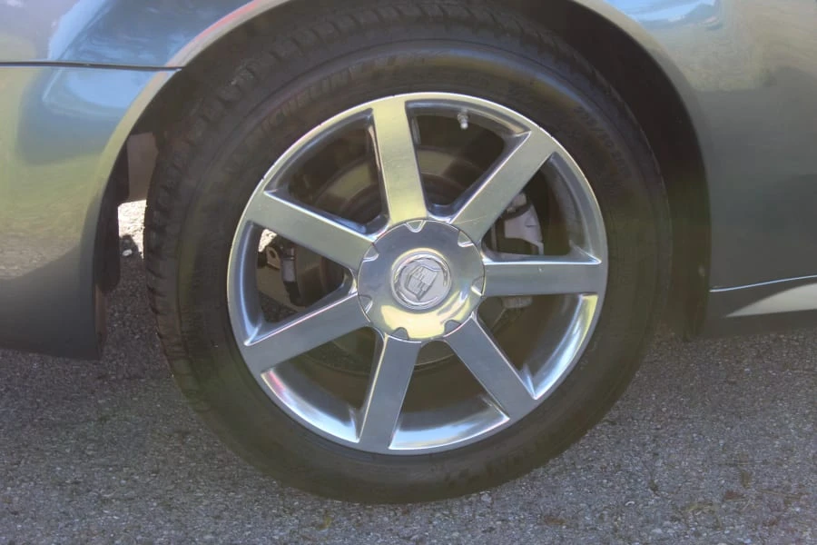 2004 Cadillac XLR - Image 23 of 24