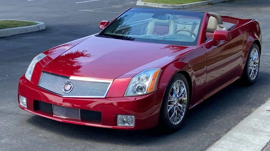 2004 Cadillac XLR - Image 8 of 19