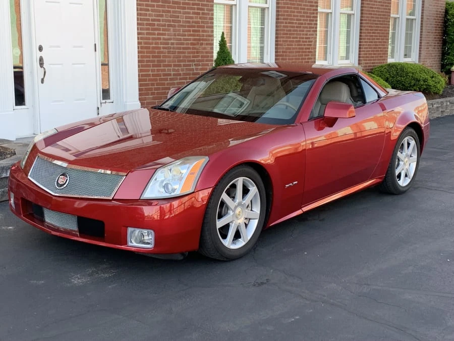 2004 Cadillac XLR - Image 8 of 10