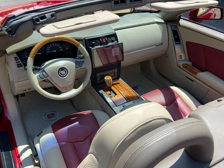 2004 Cadillac XLR - Image 14 of 19