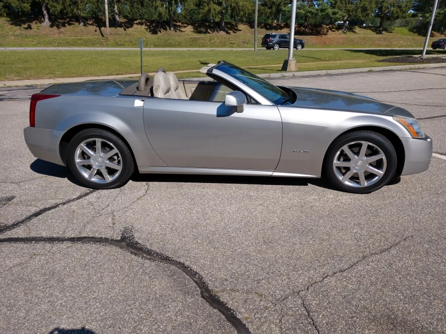 2004 Cadillac XLR - Image 2 of 12