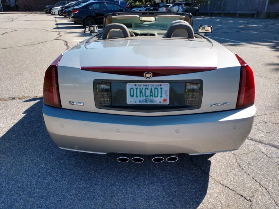 2004 Cadillac XLR - Image 8 of 12