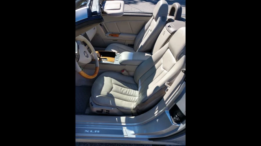 2004 Cadillac XLR - Image 4 of 12