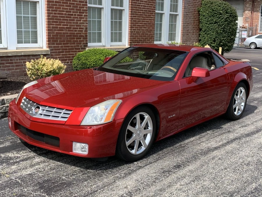 2004 Cadillac XLR - Image 8 of 10