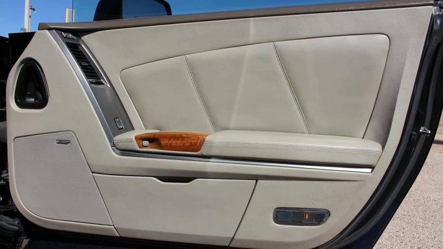 2004 Cadillac XLR - Image 9 of 18