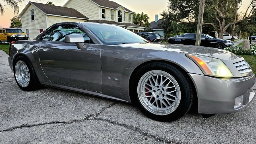 2004 Cadillac XLR - Image 7 of 10