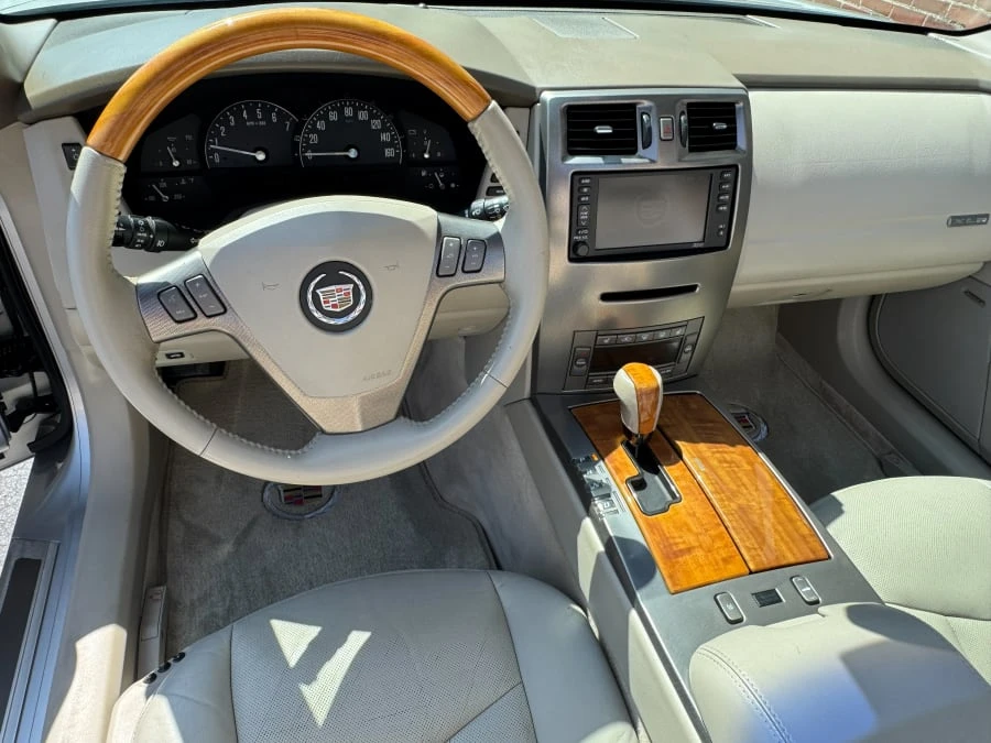 2004 Cadillac XLR - Image 8 of 12