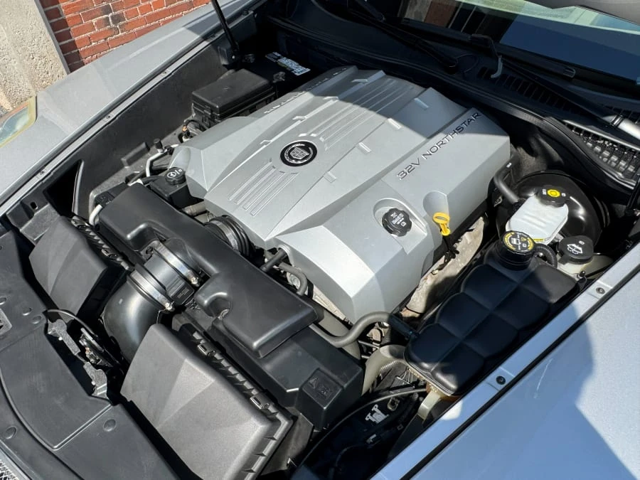 2004 Cadillac XLR - Image 11 of 12