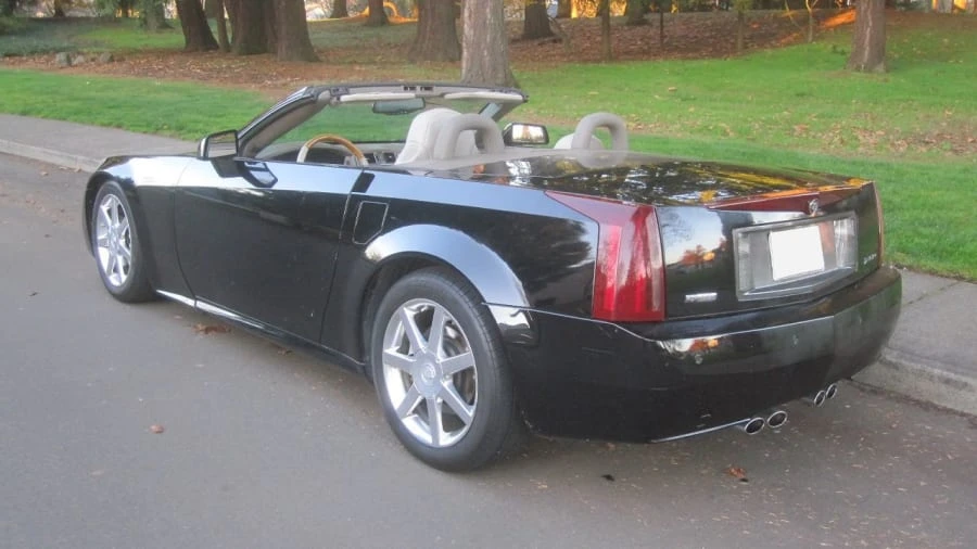 2004 Cadillac XLR - Image 2 of 14
